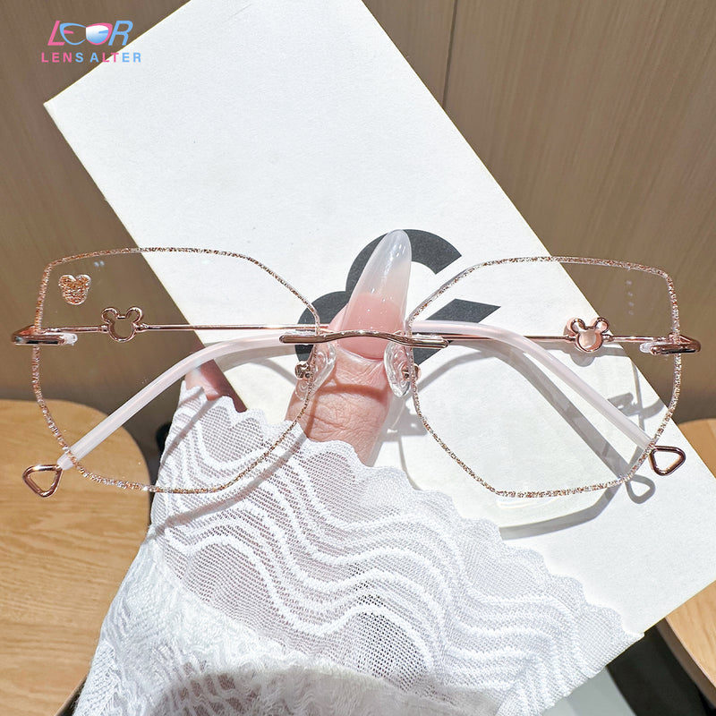 Mina Brille