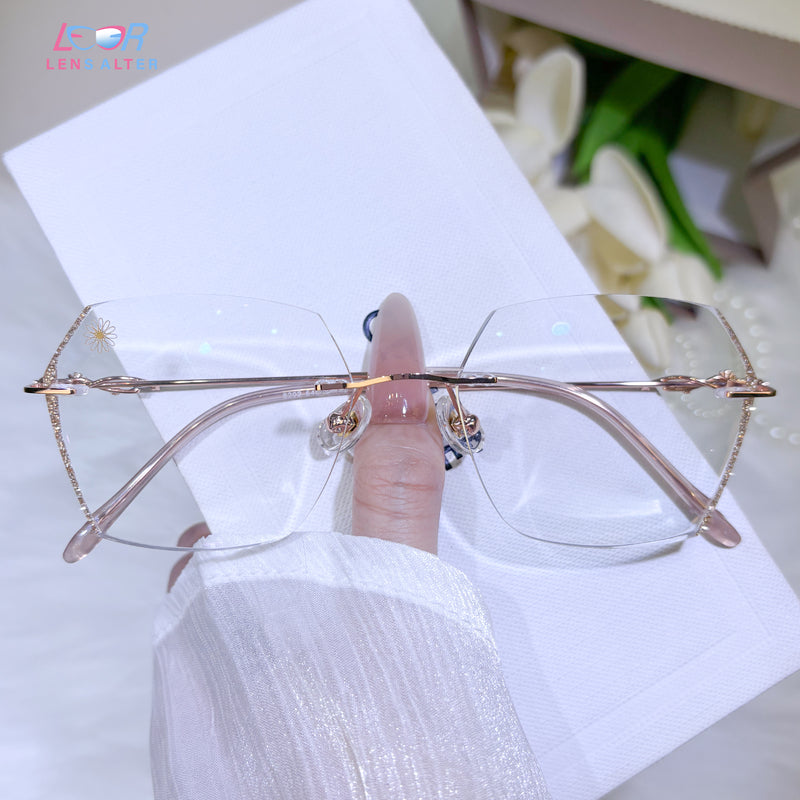 Maya Brille