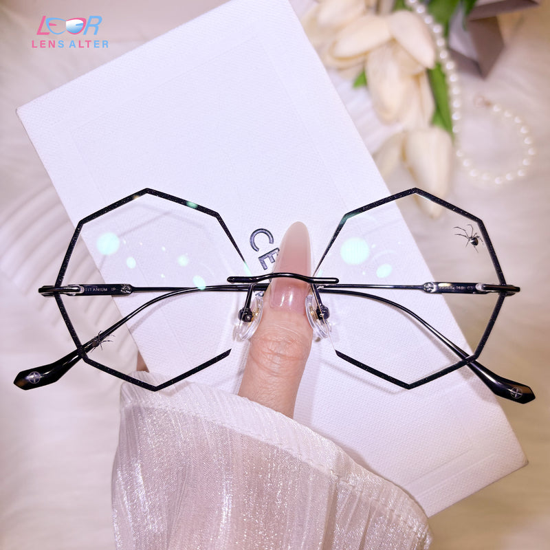 Nephila Eyeglasses
