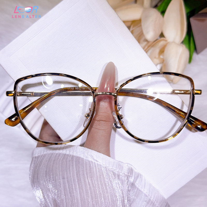Aeloria Eyeglasses