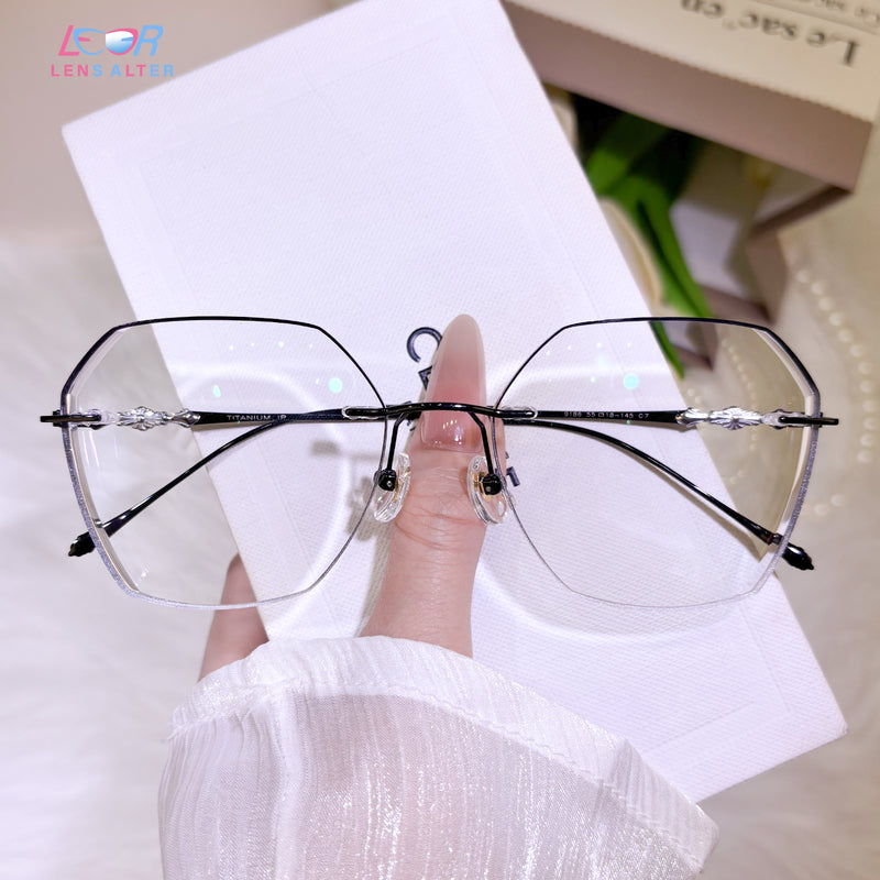 Evelyn Brille
